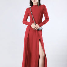 Load image into Gallery viewer, [EAM] Women Red Vent Split Joint Long Temperament Dress New Turtleneck Long Sleeve Loose Fit Fashion Spring Summer 2020 JZ343
